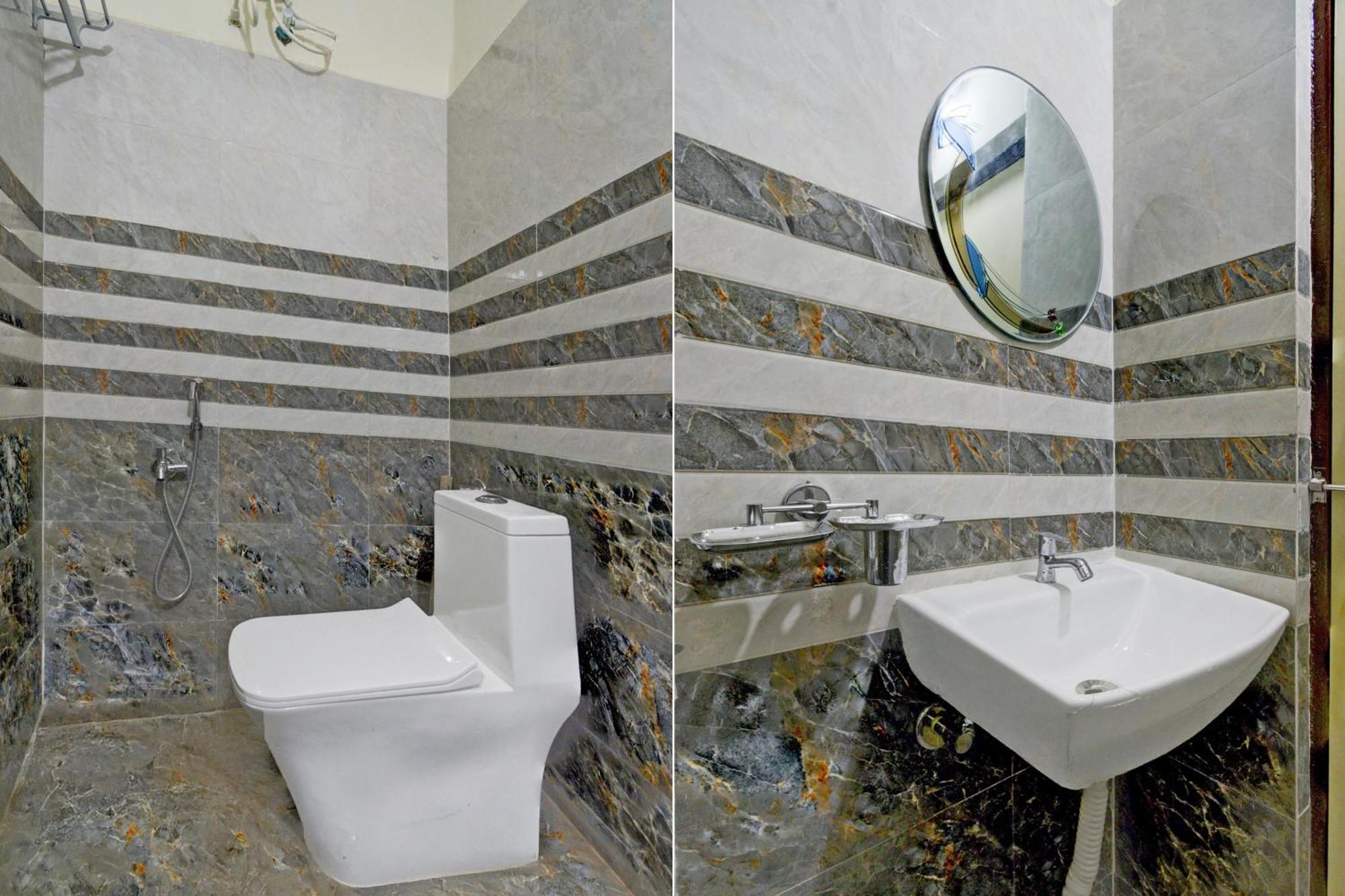 Super Townhouse Kukatpally North Formerly Munagala Arcade Hotel Hyderabad